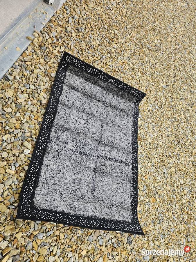 Dywan Swarovski czarny z kryształkami 130x85 Mysłowice
