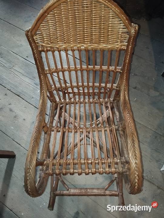 Fotelik bujany z wikliny Meble dolnośląskie Bogatynia sprzedam