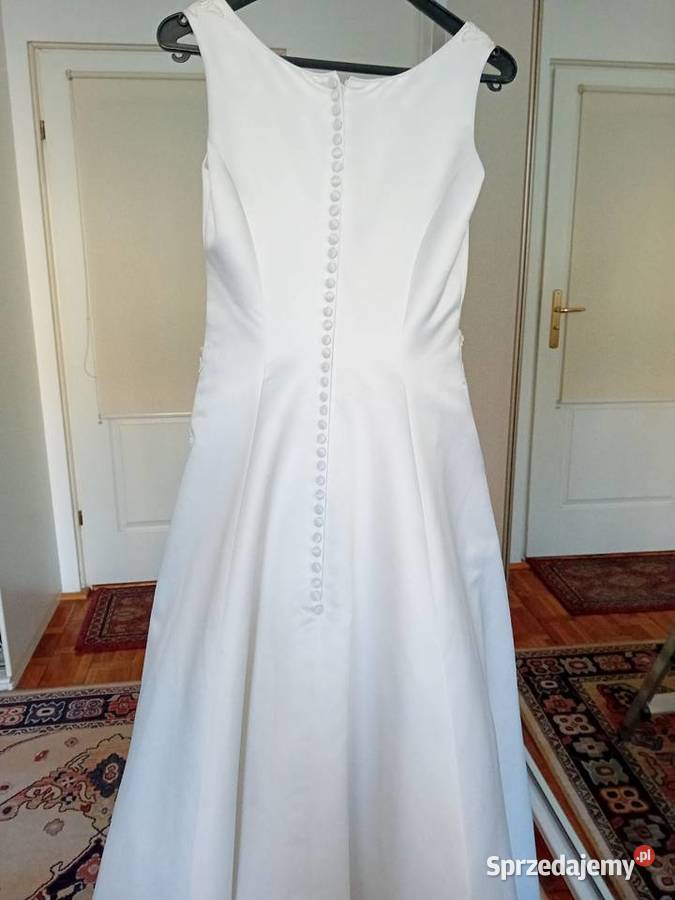 elgancka i efektowna suknia ślubna Linia "A" mazowieckie Warszawa