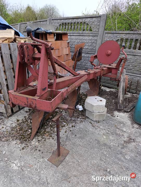 Pług zagonowy 3skibowy Rędziny sprzedam