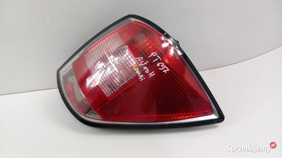 OPEL ASTRA H KOMBI LAMPA TYŁ PRAWA Światła stop Zbierkowo sprzedam