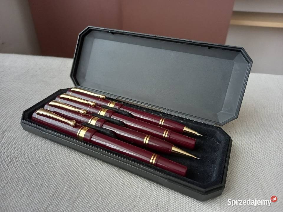 Pióro ołówek długopis w etui z czasów PRLu sprzedam