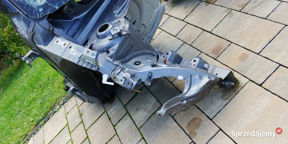 Suzuki Swift mk8 ćwiartka przód Rok produkcji 2020 Radziechowy