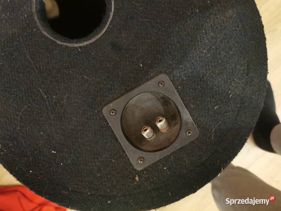 Subwoofer tuba basowa do auta skrzynie basowe i tuby Oborniki
