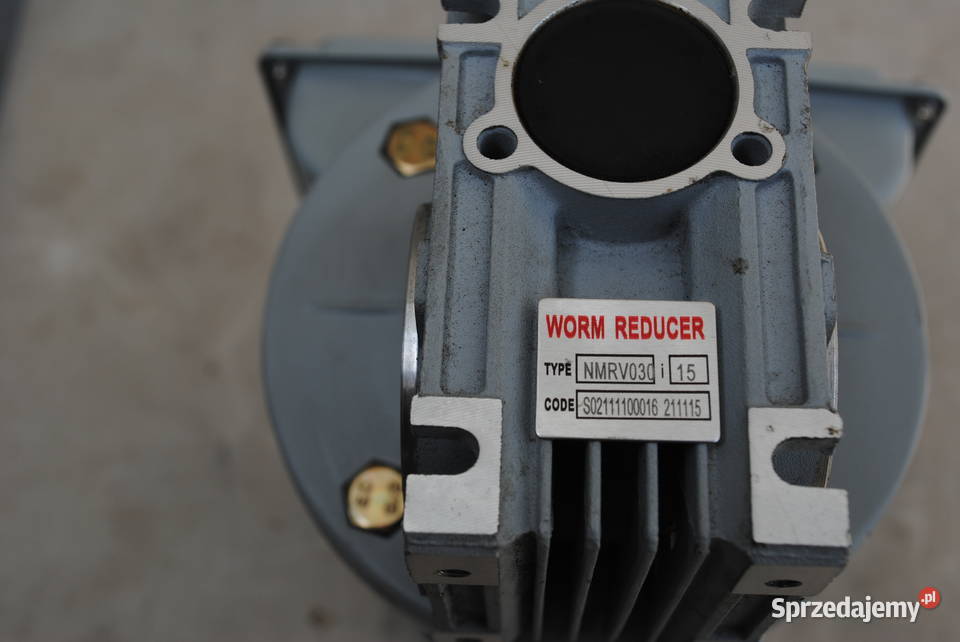 Motoreduktor przekładnia 018kw 100 obrotów 1 Błonie