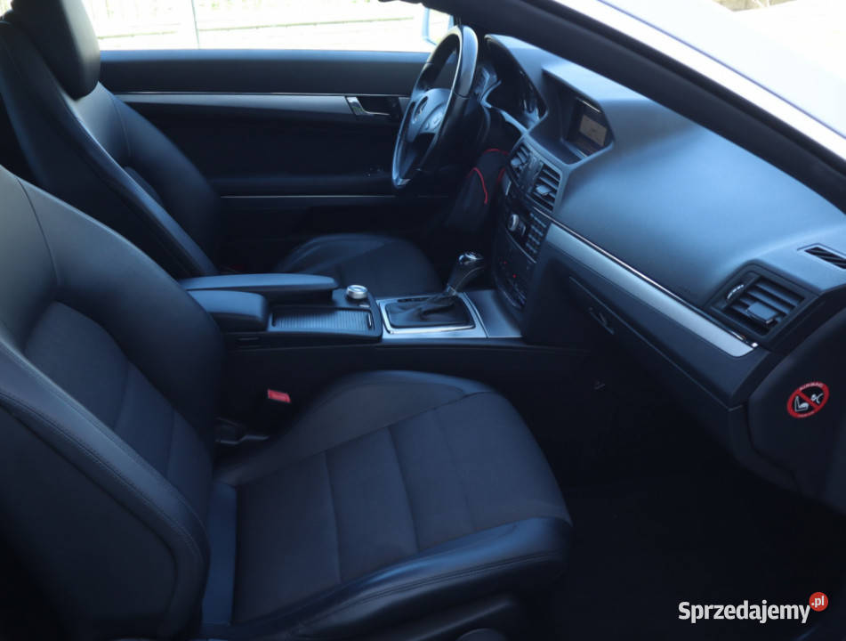Mercedes E E 200 sprzedam