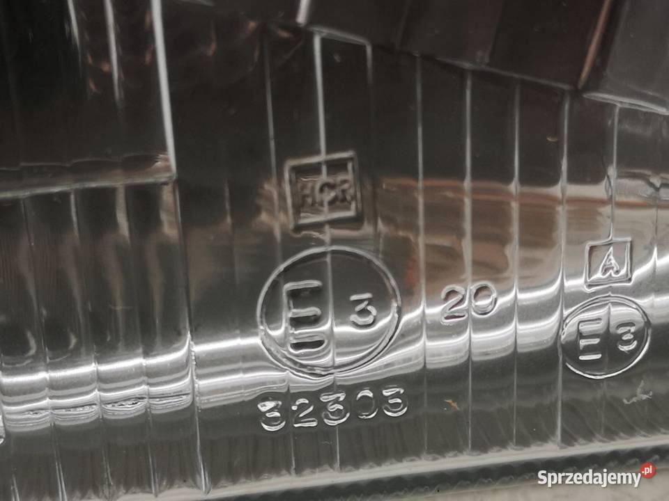 LAMPA PRAWY PRZÓD ALFA ROMEO GIULIETTA 19781981