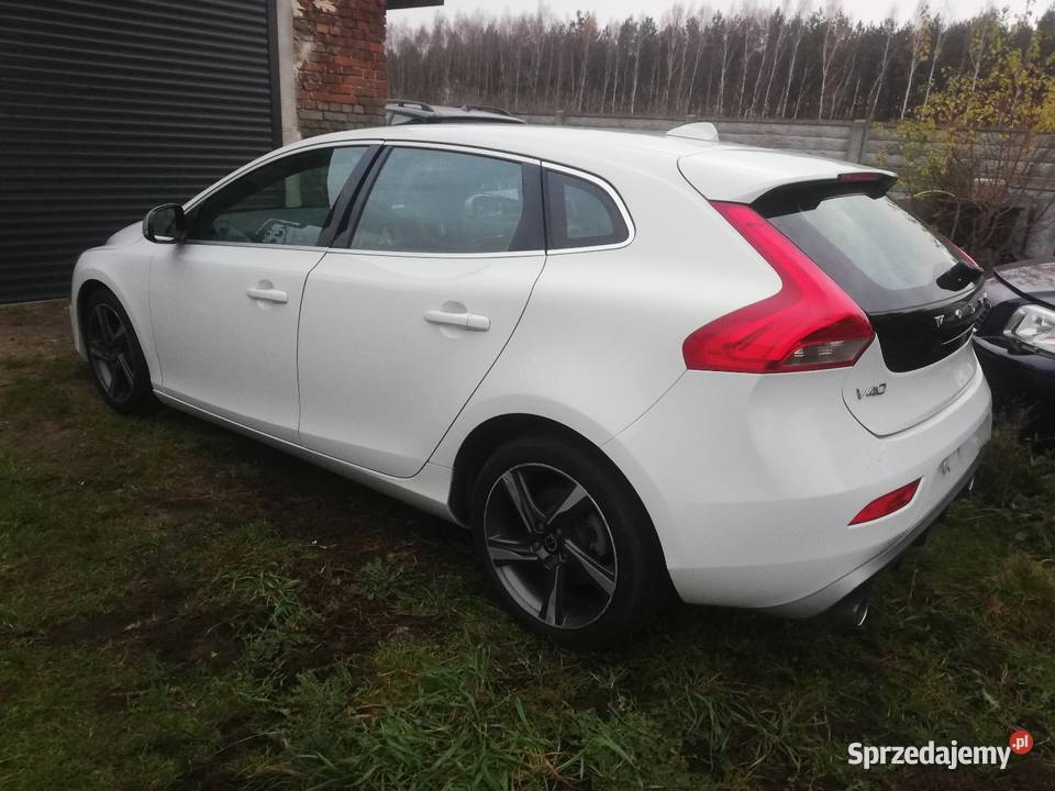 Volvo V40 14r R design D2 115 61446 całe na Zduńska Wola