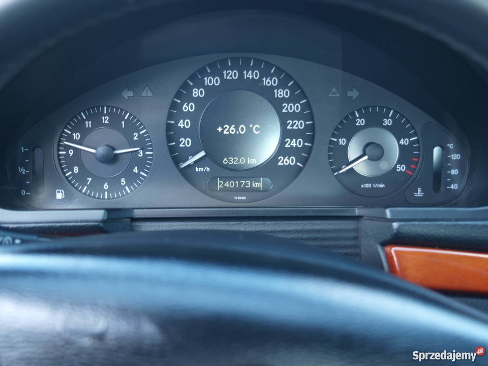 Mercedes Klasa E 200 CDI 2007 automat bogate ESP Stare Skoszewy