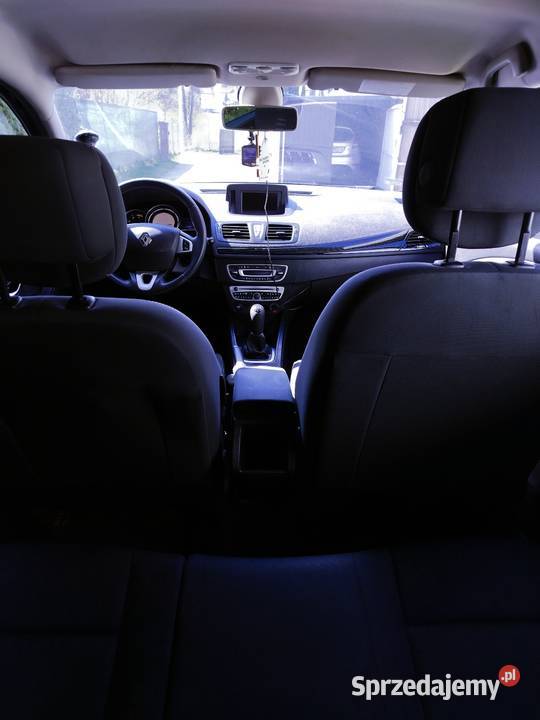 Renault Megane 3 2011 nieuszkodzony Strawczyn