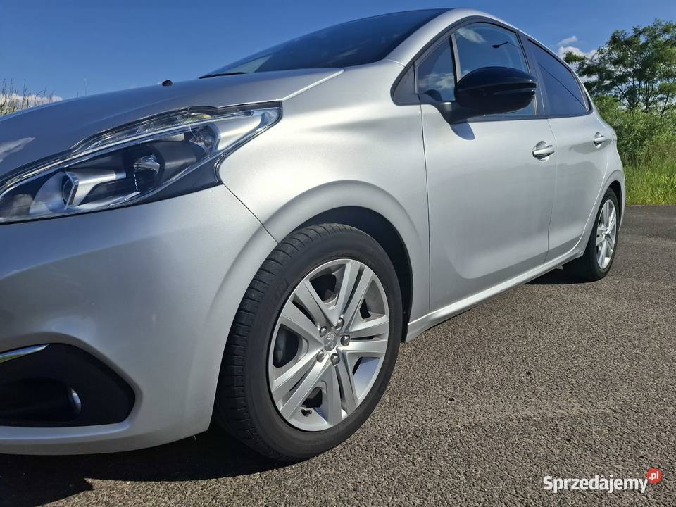 Peugeot 208 12 PureTech Style 2018 Konin sprzedam
