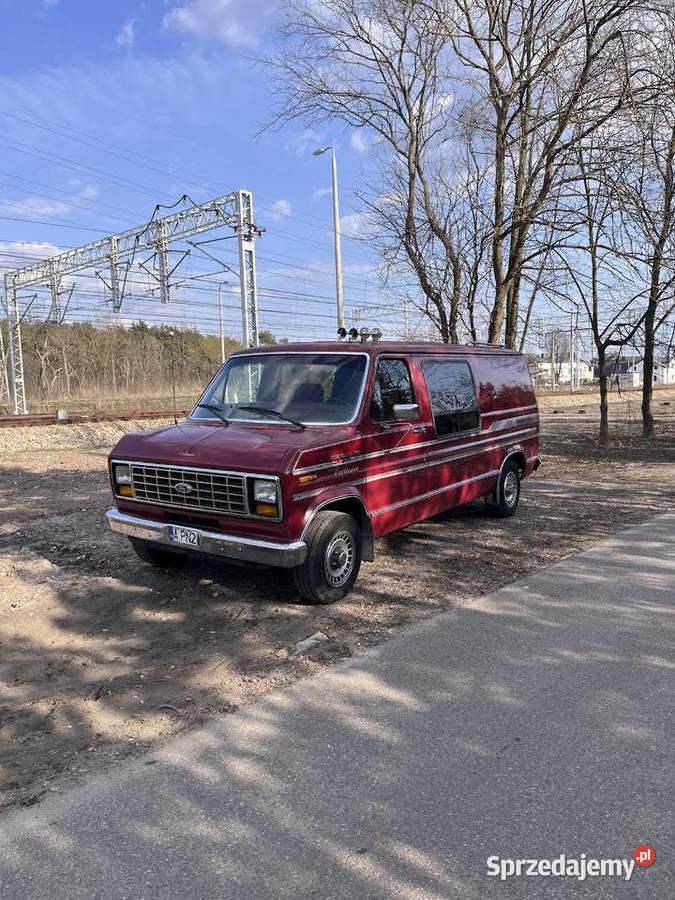 Ford Econoline E150 XL 50 V8