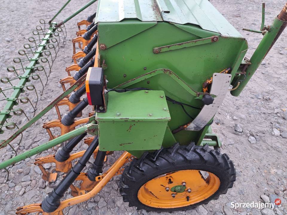 Siewnik AMAZONE D7 SPECJAL Ścieżki wielkopolskie Kłodawa sprzedam