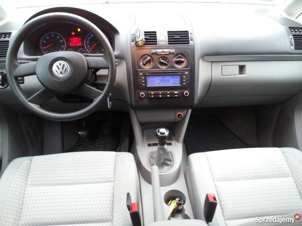 VW Touran 16 FSI Rok produkcji 2003 Sancygniów