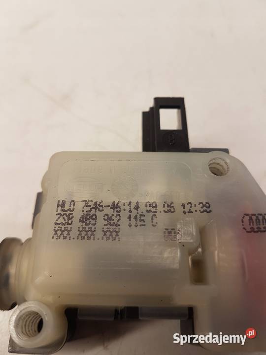 SIŁOWNIK KLAPY TYŁ AUDI A3 A4 A6 4B9962115C śląskie