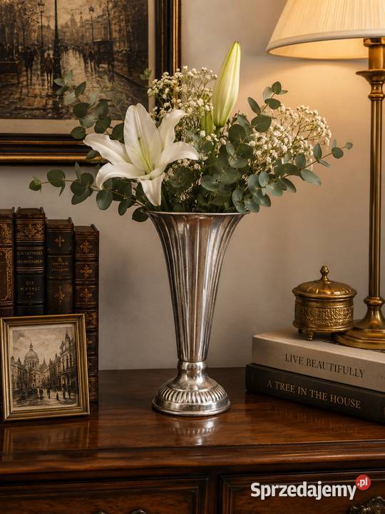 Klasyczny Wazon Platerowany w Stylu Art Deco Poddębice