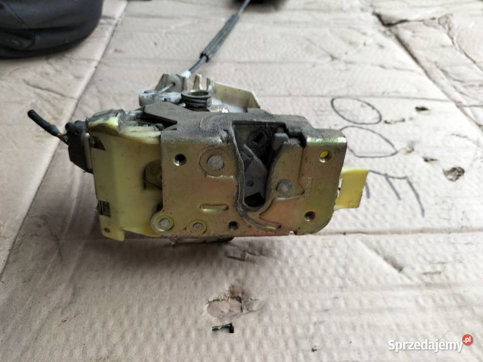 MONDEO MK1 MK2 ZAMEK RĄCZKA PRAWY TYŁ osobowe