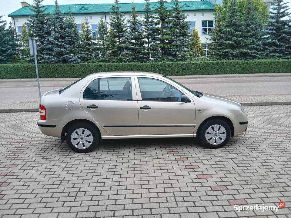 Skoda Fabia2006 Polski salon mały przebieg Rok produkcji 2006 Ciechanowiec