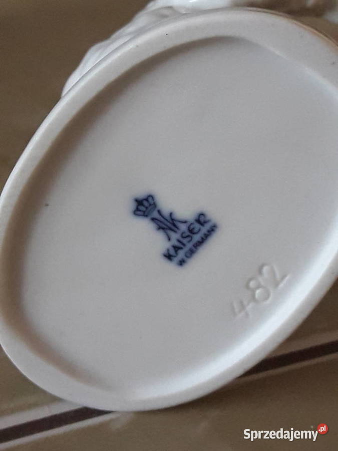 Porcelanowa figurka niedżwiadek KAISER Germany Janów Lubelski