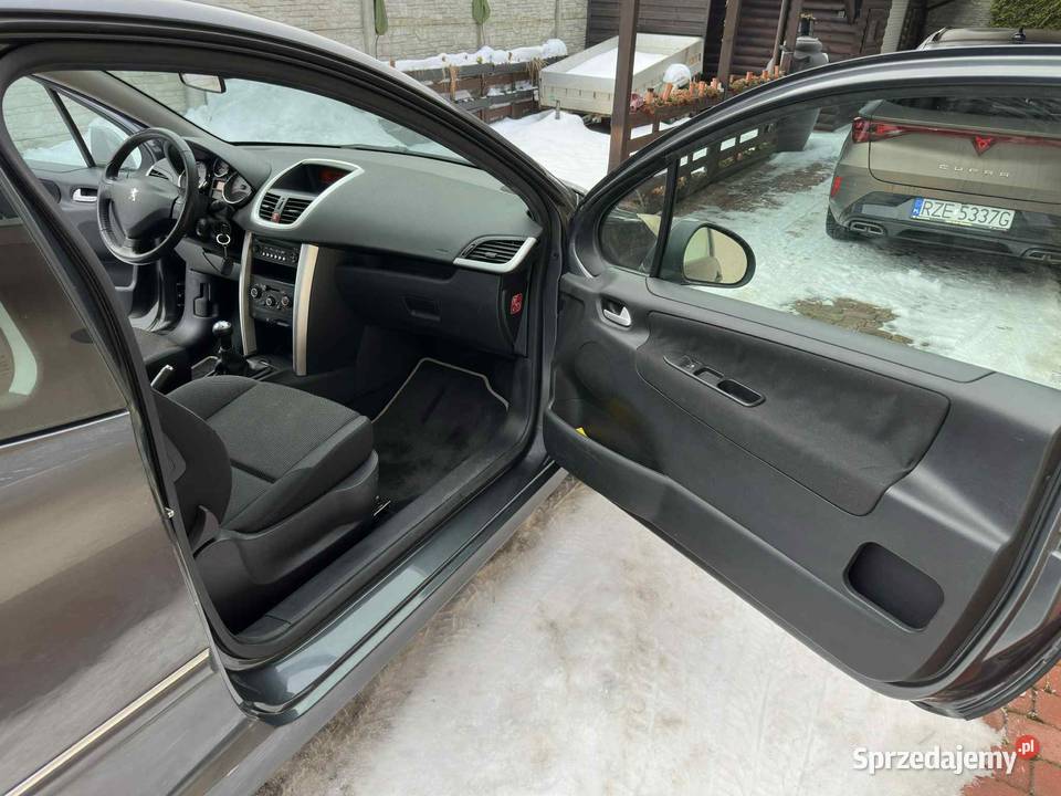 SPRZEDAM Peugeot 207 silnik 14 benzyna z 2011 Lubenia