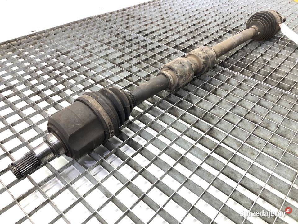 PÓŁOŚ PRAWY PRZÓD KIA SPORTAGE III 17 116 Układ napędowy