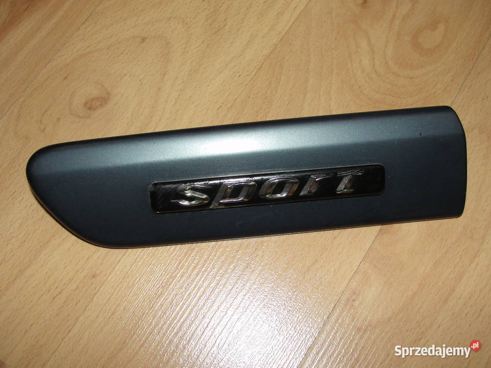 LISTWA BŁOTNIKA PRZEDNIEGO MERCEDES CLK W208 Dąbrowa