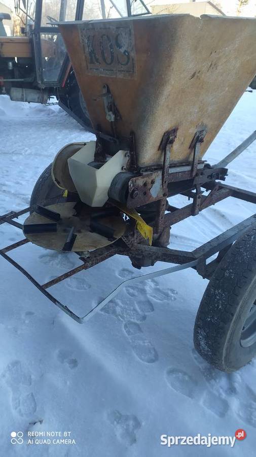 Rozsiewacz kos do wapna nawozów piasku stan