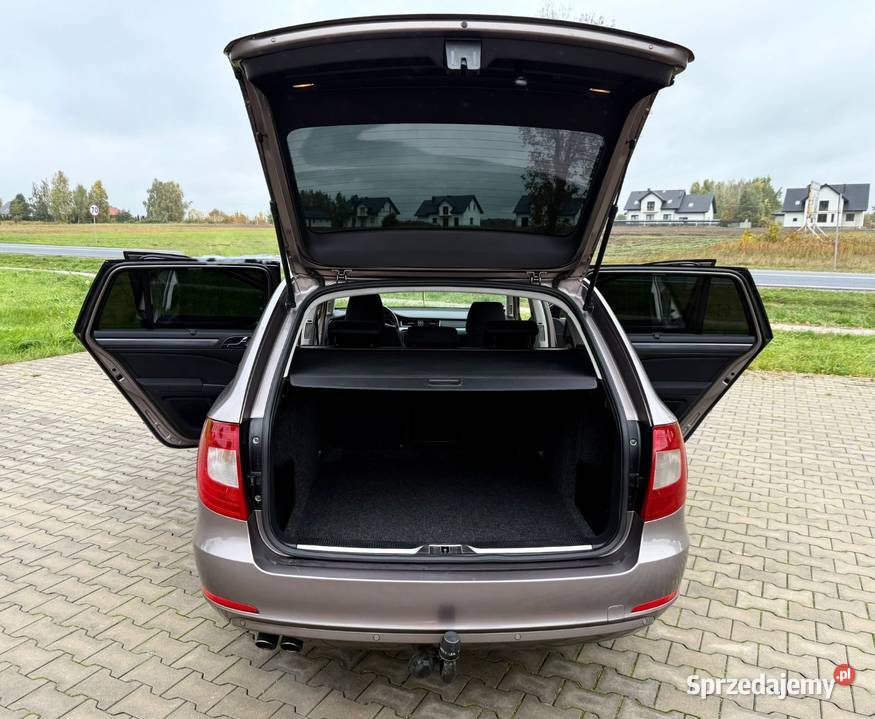 Sprzedam piękną Skodę superb 2 kombi 20 TDI 170 złoty mazowieckie Gózd