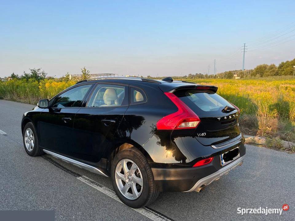 Volvo V40 Cross Country 20 benzyna 152 2017r
