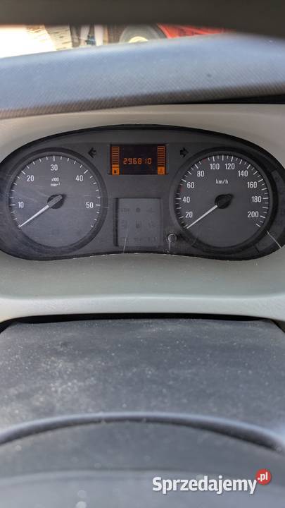 Sprzedam opel Vivaro long Rok produkcji 2006 Brzostek