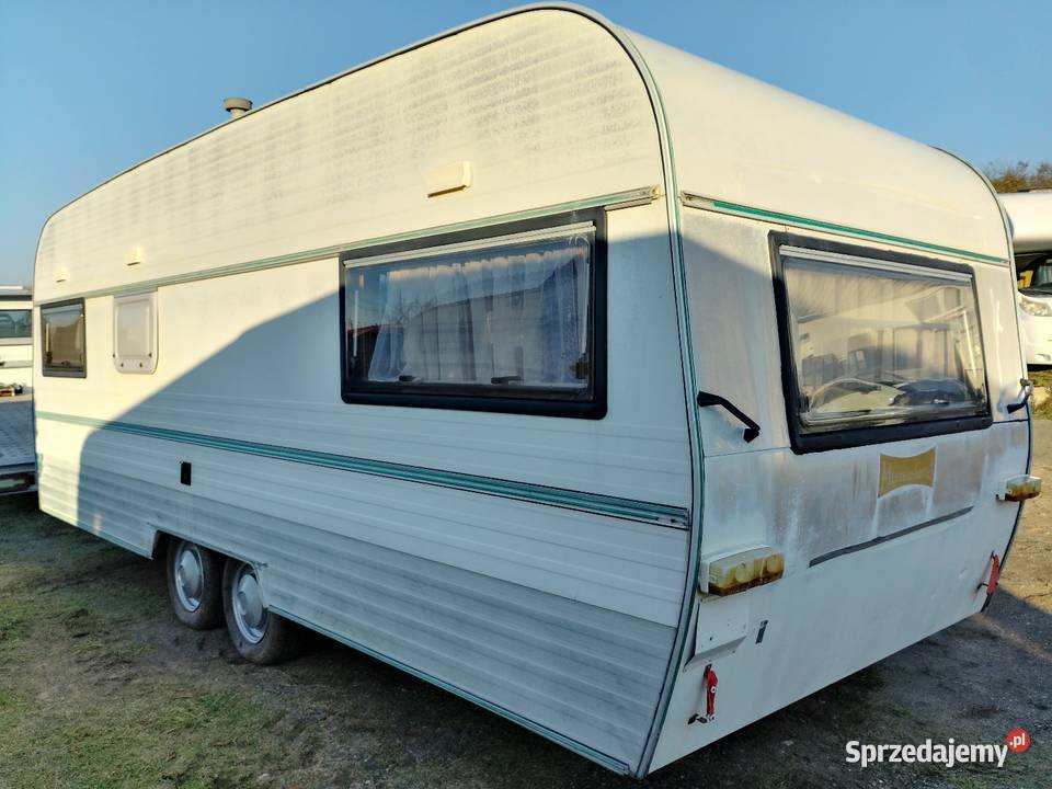 PRZYCZEPA KEMPINGOWA MUSTERLAND Z PRZEDSIONKIEM Szamocin