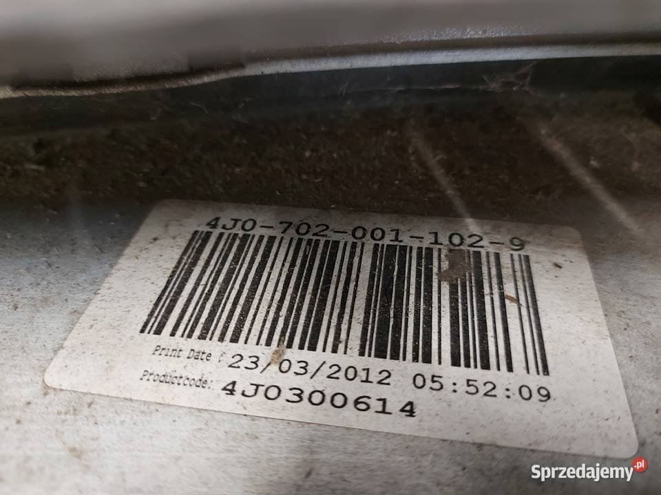 VOLVO C30 12r zderzak przód 31290460 Kielce