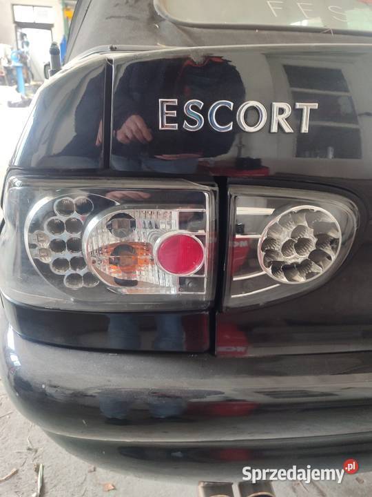 Ford Escort MK7 cabrio lampy tył opolskie Strzelce Opolskie