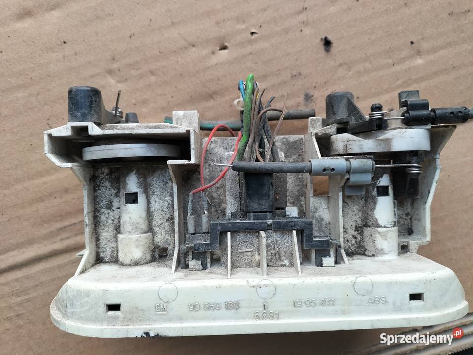Panel Nawiewu Opel Astra I F 90360130 Kamień-Kolonia sprzedam