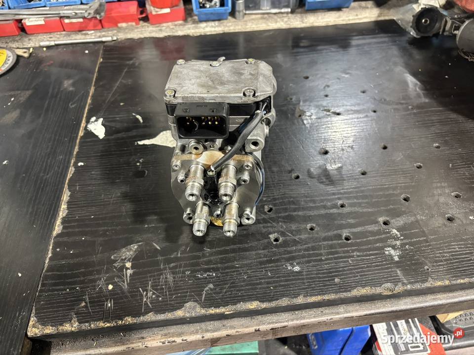 Pompa wtryskowa vp44 z BMW e39 20d łódzkie Radomsko sprzedam