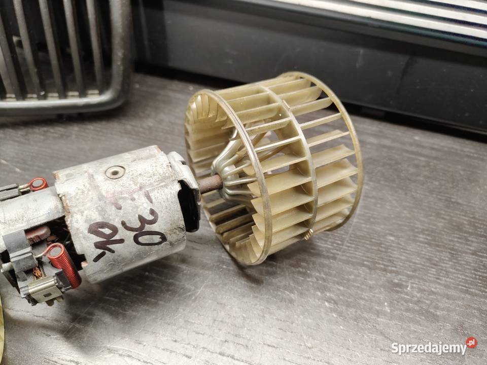 Bmw e30 wentylator nawiewu oryginał 100 sprawny osobowe Aleksandrów Łódzki sprzedam