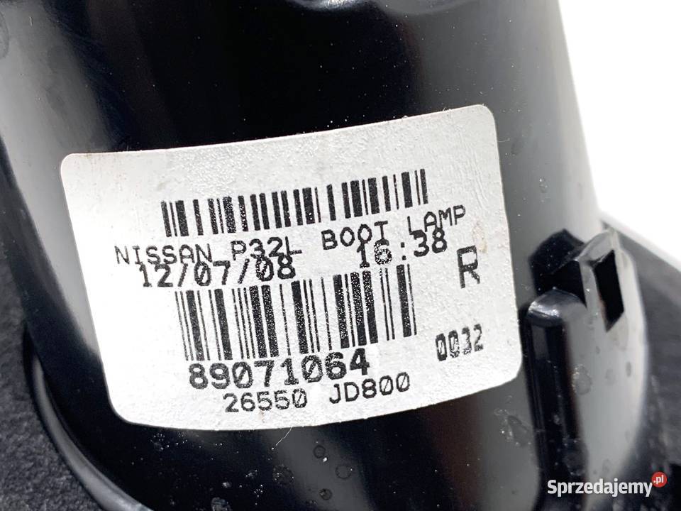 LAMPA TYŁ PRAWA WEWNĘTRZNA NISSAN QASHQAI J10 osobowe podkarpackie