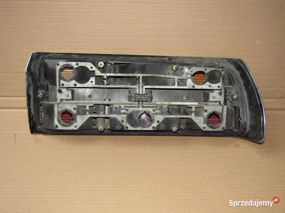 LAMPA TYLNA LEWA BMW 5 E8 SEDAN łódzkie