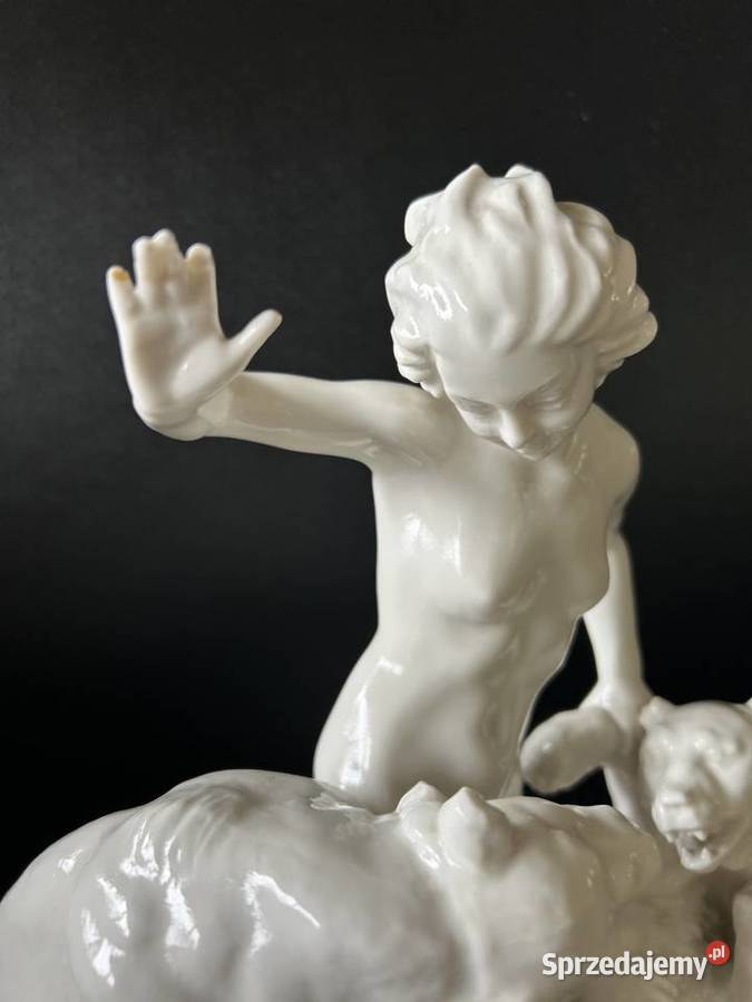 Porcelanowa figurka Hutschenreuther K Tutter ok śląskie Zbrosławice