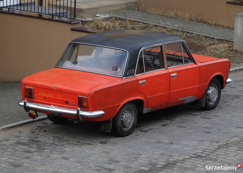 Polski Fiat 125p 1300 74 winylowy dach Rok produkcji 1974 Poznań