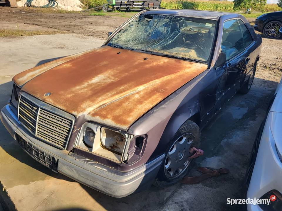 Mercedes E320 Coupe W124 Poronin