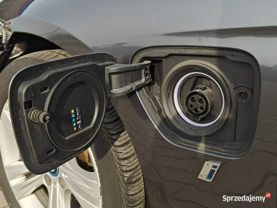 BMW 330 F30 2012 lakier metallic Motoryzacja mazowieckie Karczew