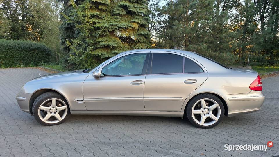 Mercedes e klasa w211 LPG HAK 2003r 213000km łódzkie Rawa Mazowiecka