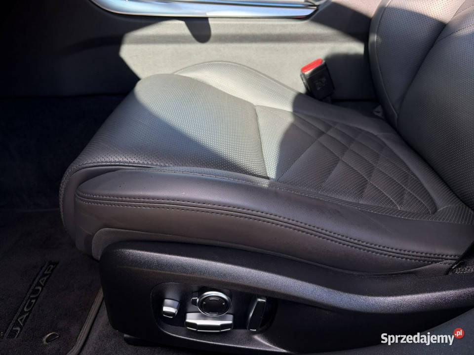 Jaguar XF WD4043R20 D200 mHEV AWD HSE Skóra klimatyzacja Gdańsk