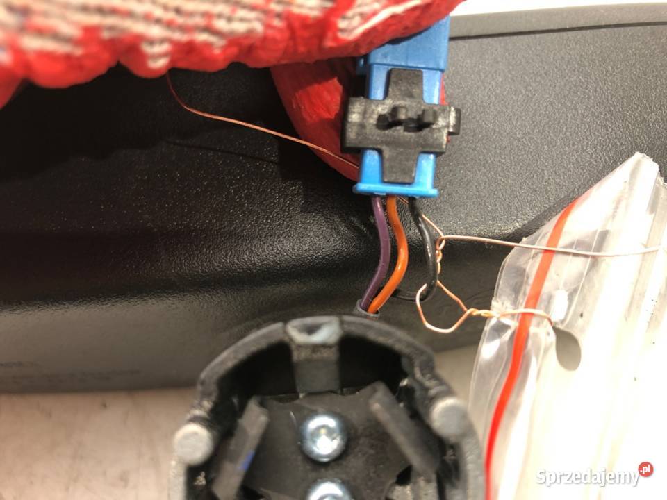 LUSTERKO WEWNĘTRZNE FORD FOCUS III BU5A17E678VB