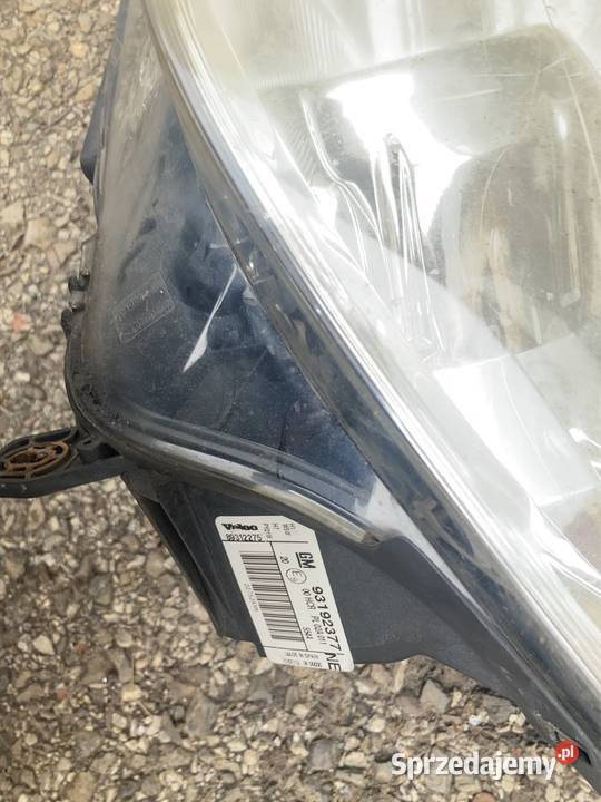 Lewa oryginalna używana lampa przednia Opel Kielce