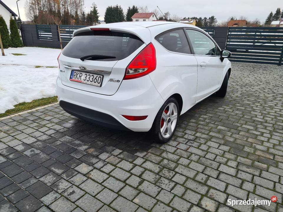 Ford fiesta mk7 16 TDCI podkarpackie Krosno sprzedam