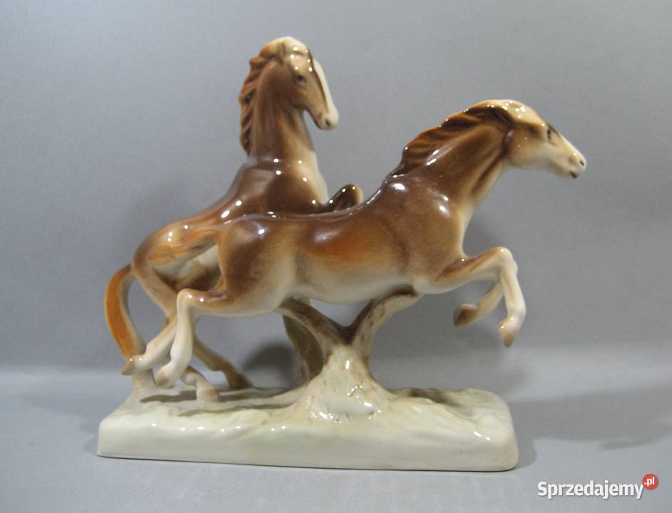 Figurka Porcelanowa Royal Dux 1971 r wy 15 Porcelana i szkło Antyki, Sztuka, Kolekcje Warszawa