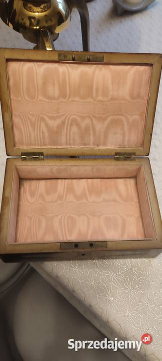 Szkatułka z intarsją biedermeier Czersk