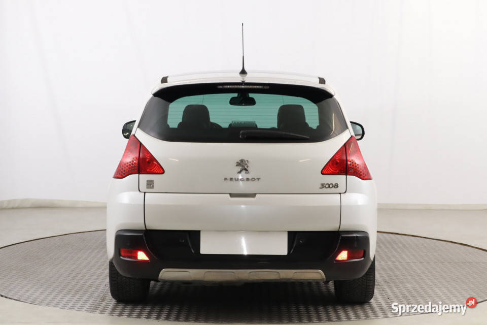 Peugeot 3008 Hybrid4 147KM